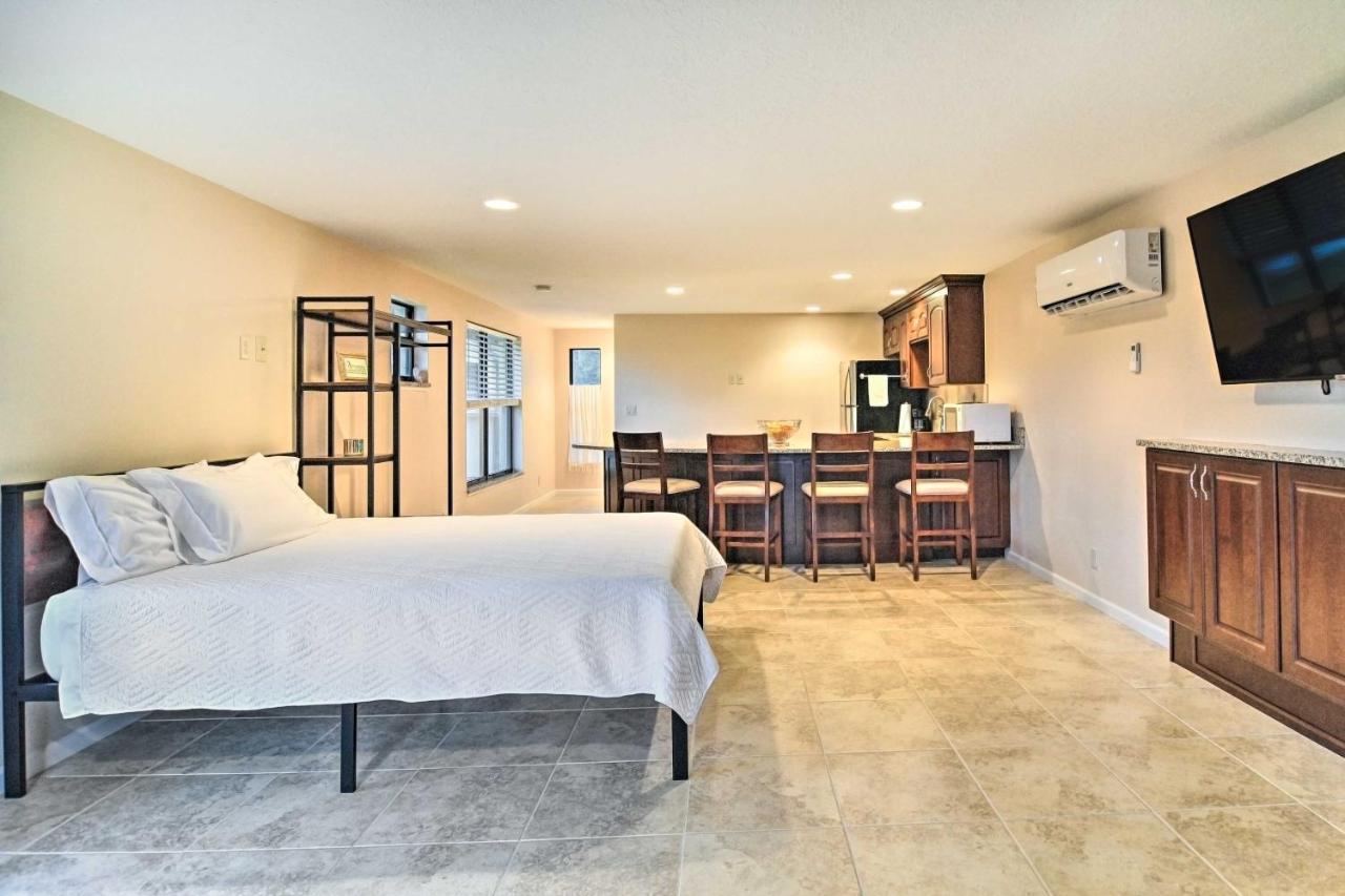 Sleek Largo Studio With Pond Less Than 7 Mi To Beach! מראה חיצוני תמונה