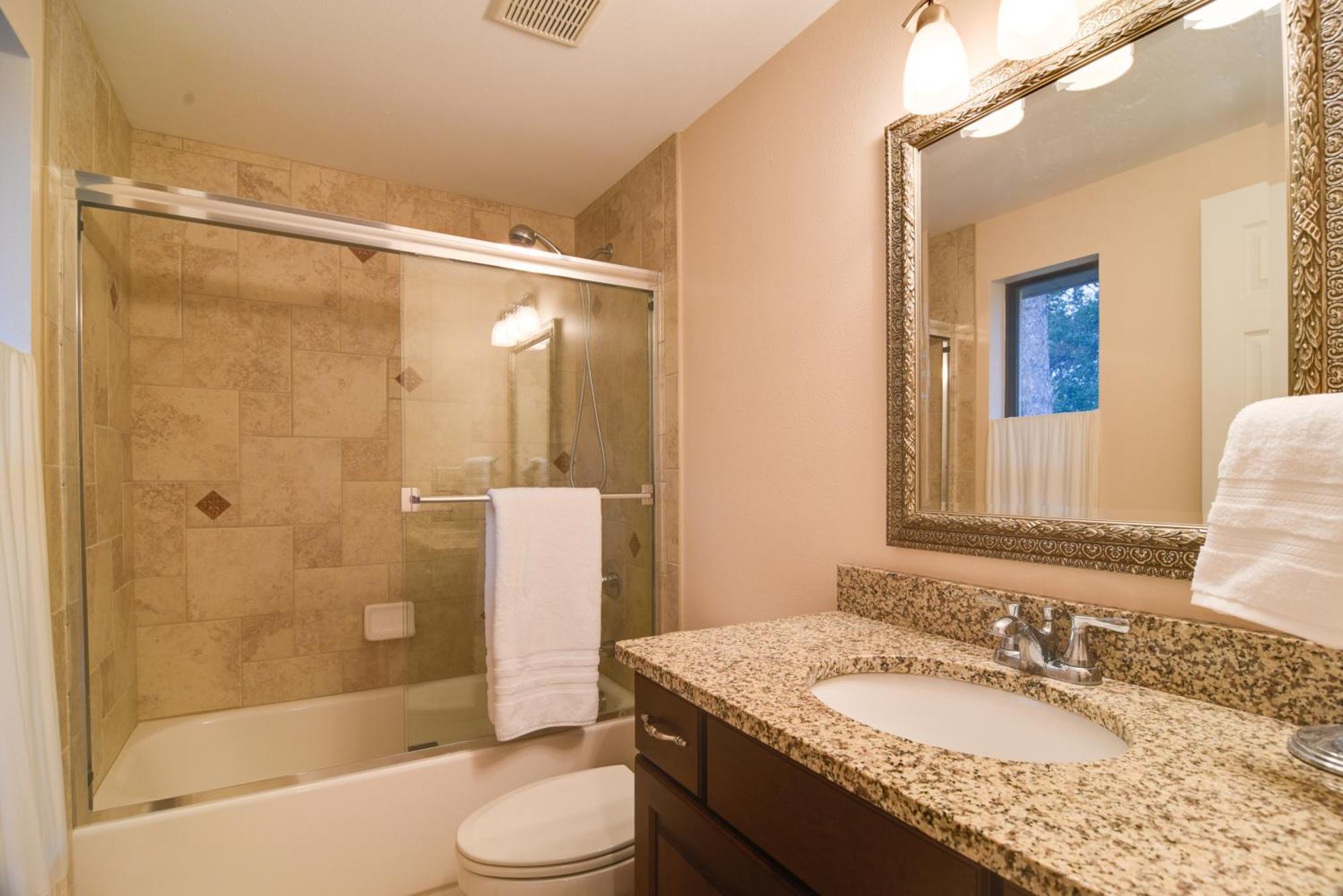 Sleek Largo Studio With Pond Less Than 7 Mi To Beach! מראה חיצוני תמונה